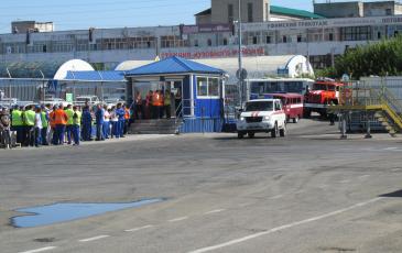 Прибытие спасателей Уфимского центра «ЭКОСПАС» на территорию АО «Пивоварня Москва-Эфес»